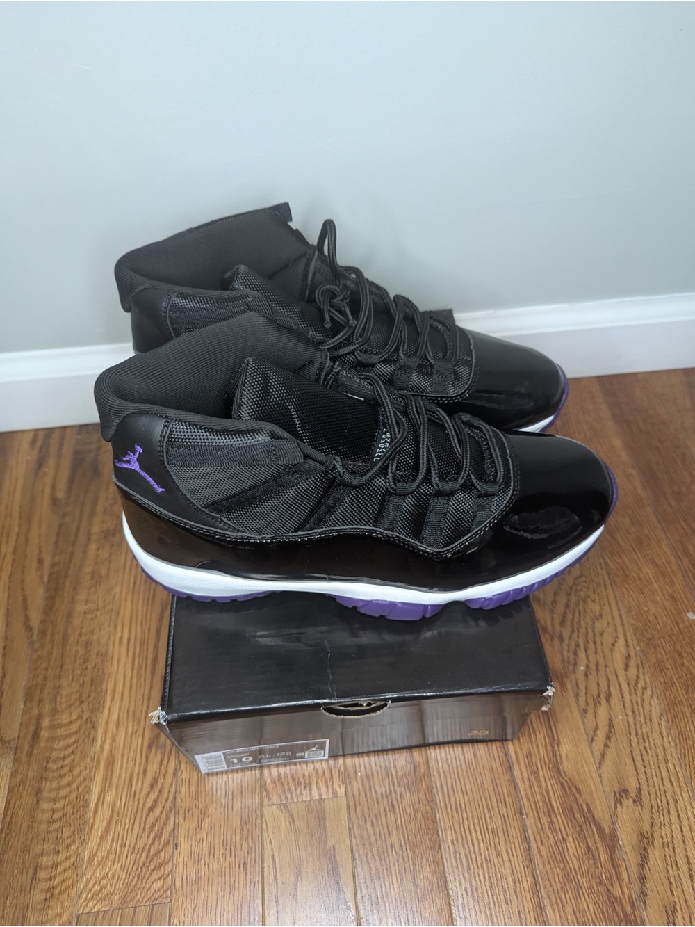 Jordan Men's Black and Purple High-Top Sneakers